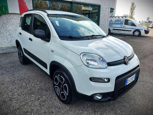 Fiat Panda 0.9 t.air natural power City Cross 70cv PROMO