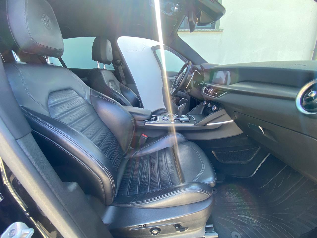 Alfa Romeo Stelvio 2.2 Turbodiesel 210 CV AT8 Q4 Veloce