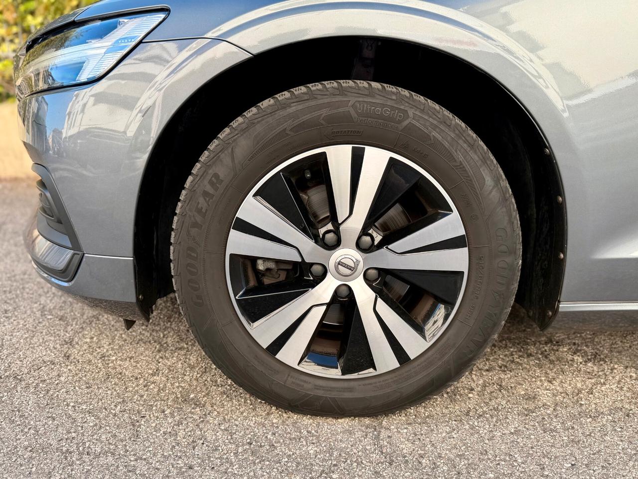 Volvo V60 2.0 d3 Business geartronic 150cv TAGLIANDI CERTIFICATI VOLVO