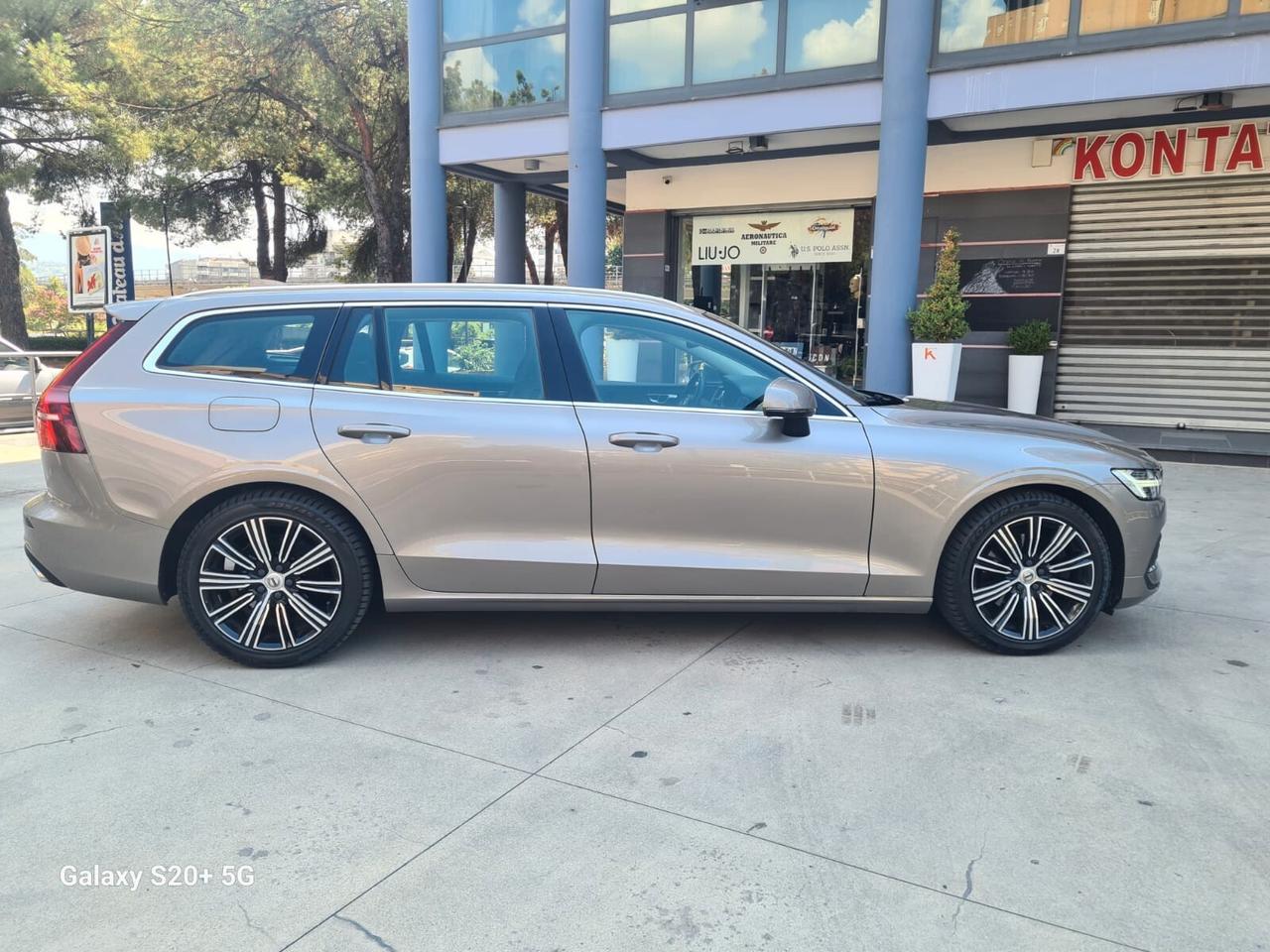 Volvo V60 D4 AWD Geartronic Inscription