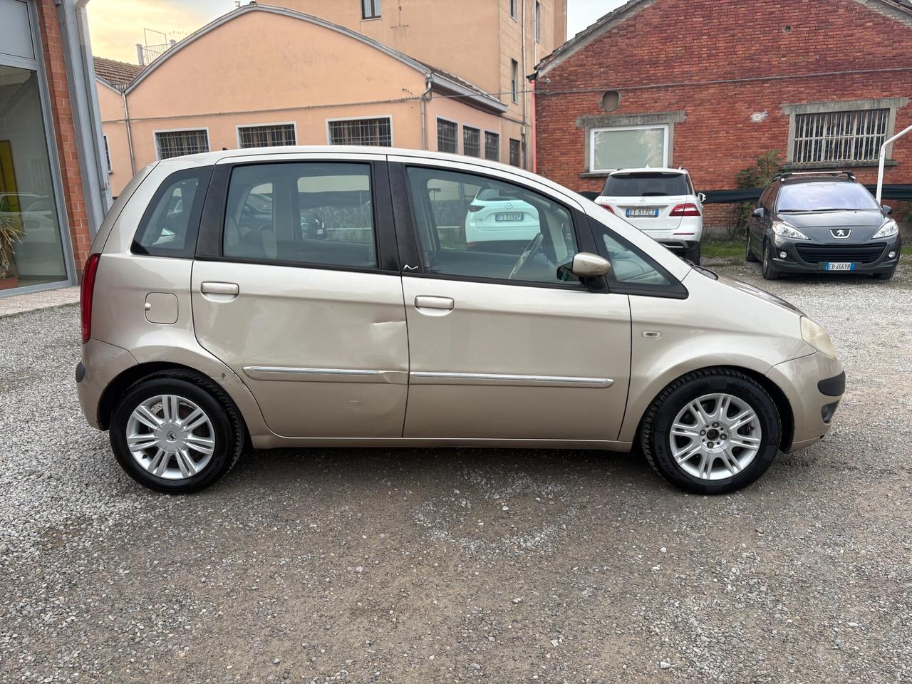 Lancia Musa 1.9 Multijet