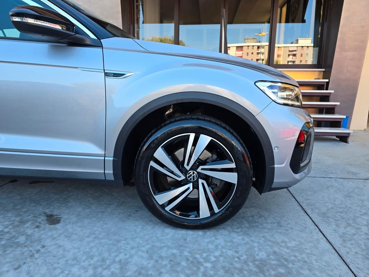 Volkswagen T-Roc 2.0 TDI SCR 150 CV DSG 4MOTION R-Line