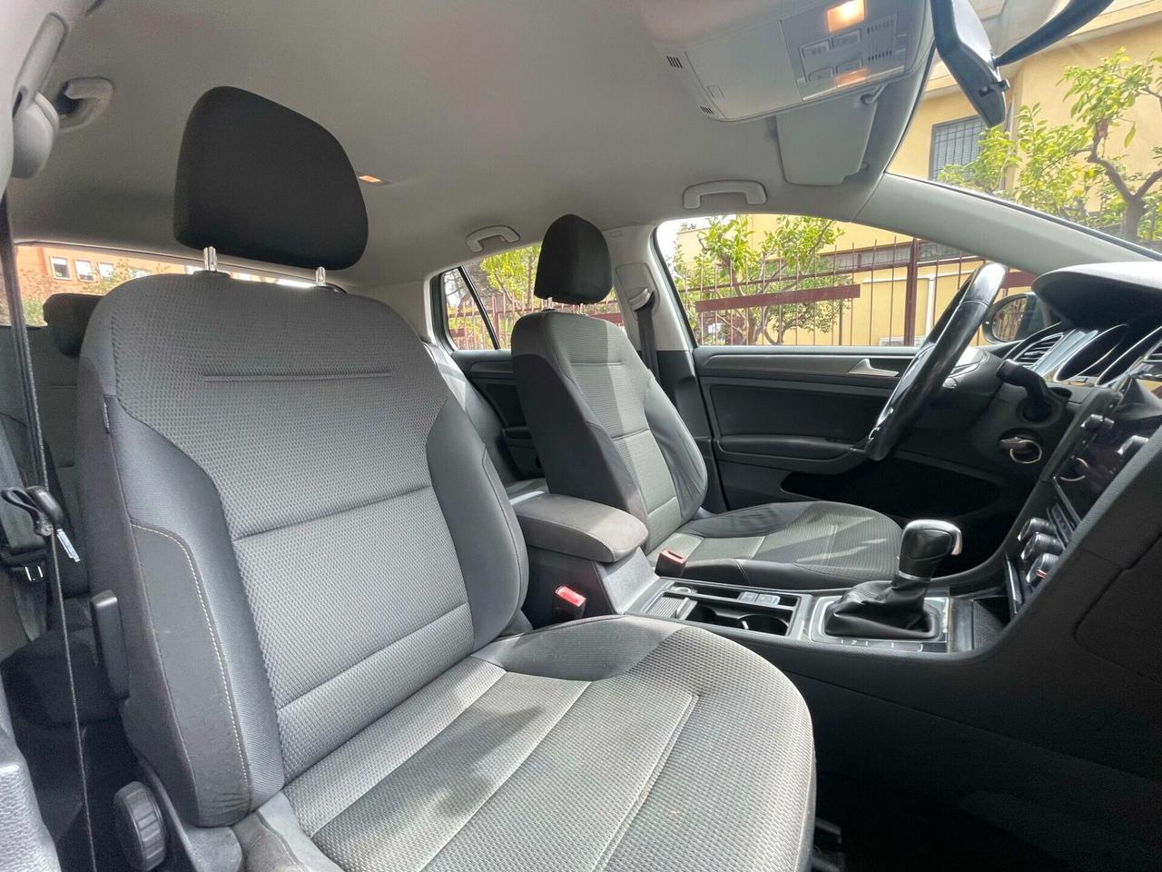 Volkswagen Golf 24 MESI DI GARANZIA AUTOMATICA DSG 1.6 TDI Executive BlueMotion Technology