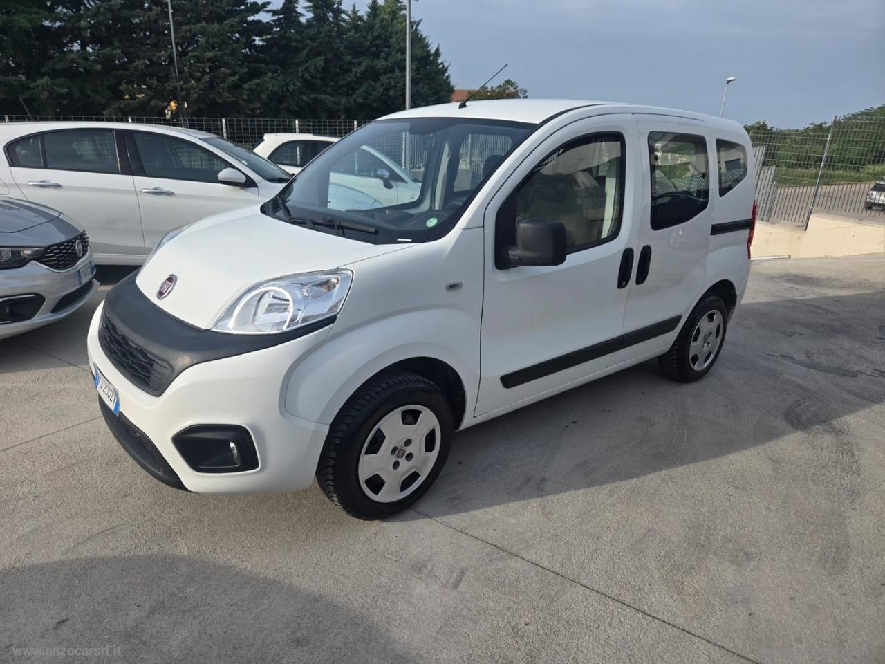 FIAT QUBO 1.4 8V 77 CV Lounge Natural Power UNIPROPRIETARIO