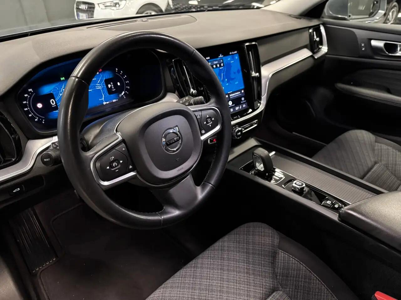 Volvo V60 B4 (d) automatico Core