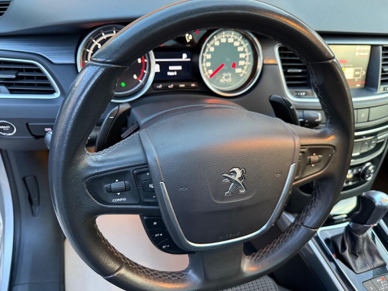 Peugeot 508 BlueHDi 180 EAT6 S&S SW Allure