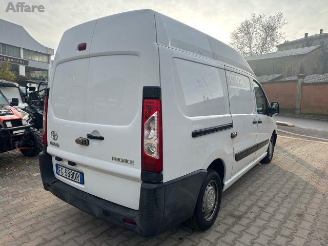 TOYOTA Proace 2.0 D-4D PL-TN Furgone Active 12q