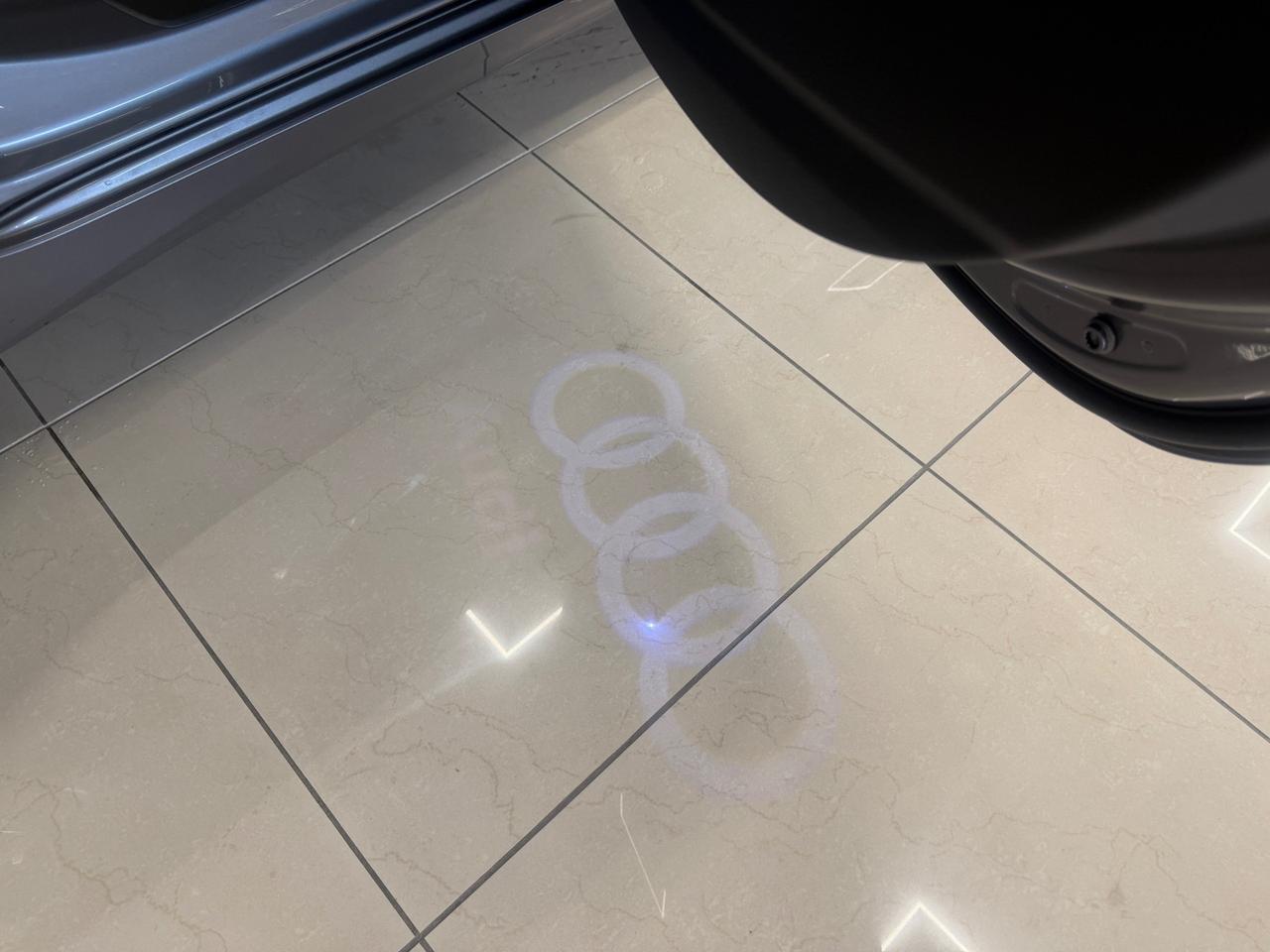 Audi A6 Avant 40 2.0 tdi mhev Business Design quattro s-tronic