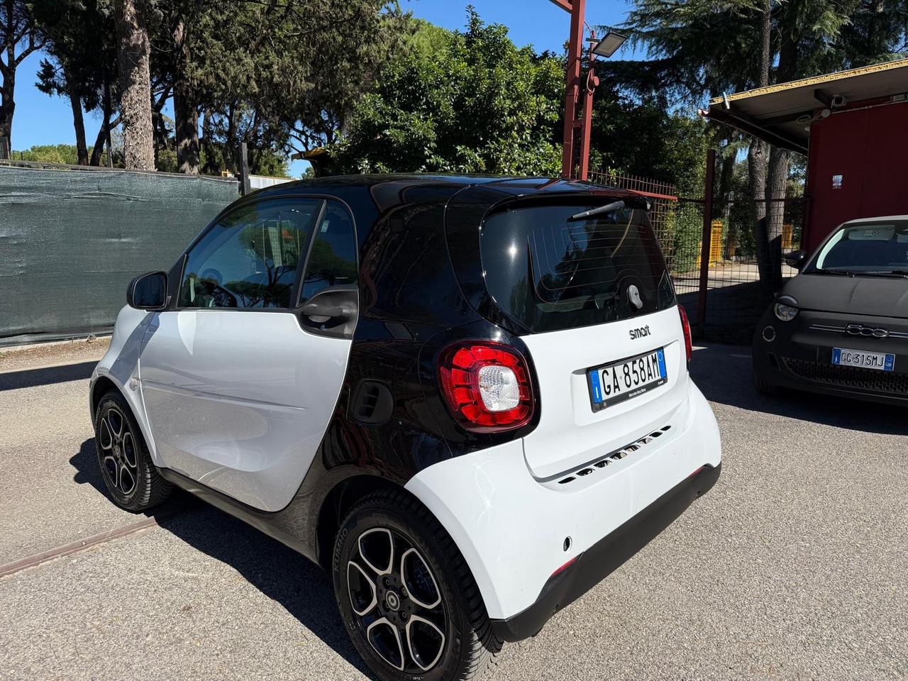 Smart ForTwo 90 0.9 Turbo twinamic Superpassion NAVI LED *PROMO*