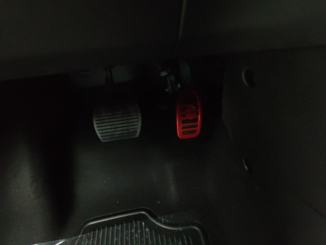 FIAT 500e 500E 95CV 23,65KW RED