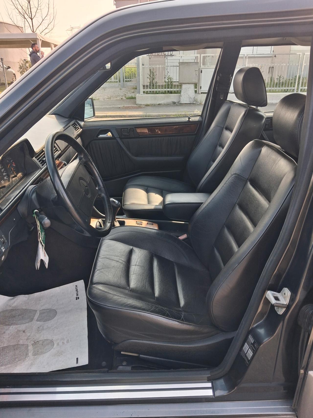 Mercedes-benz 300 E-24 Sportline