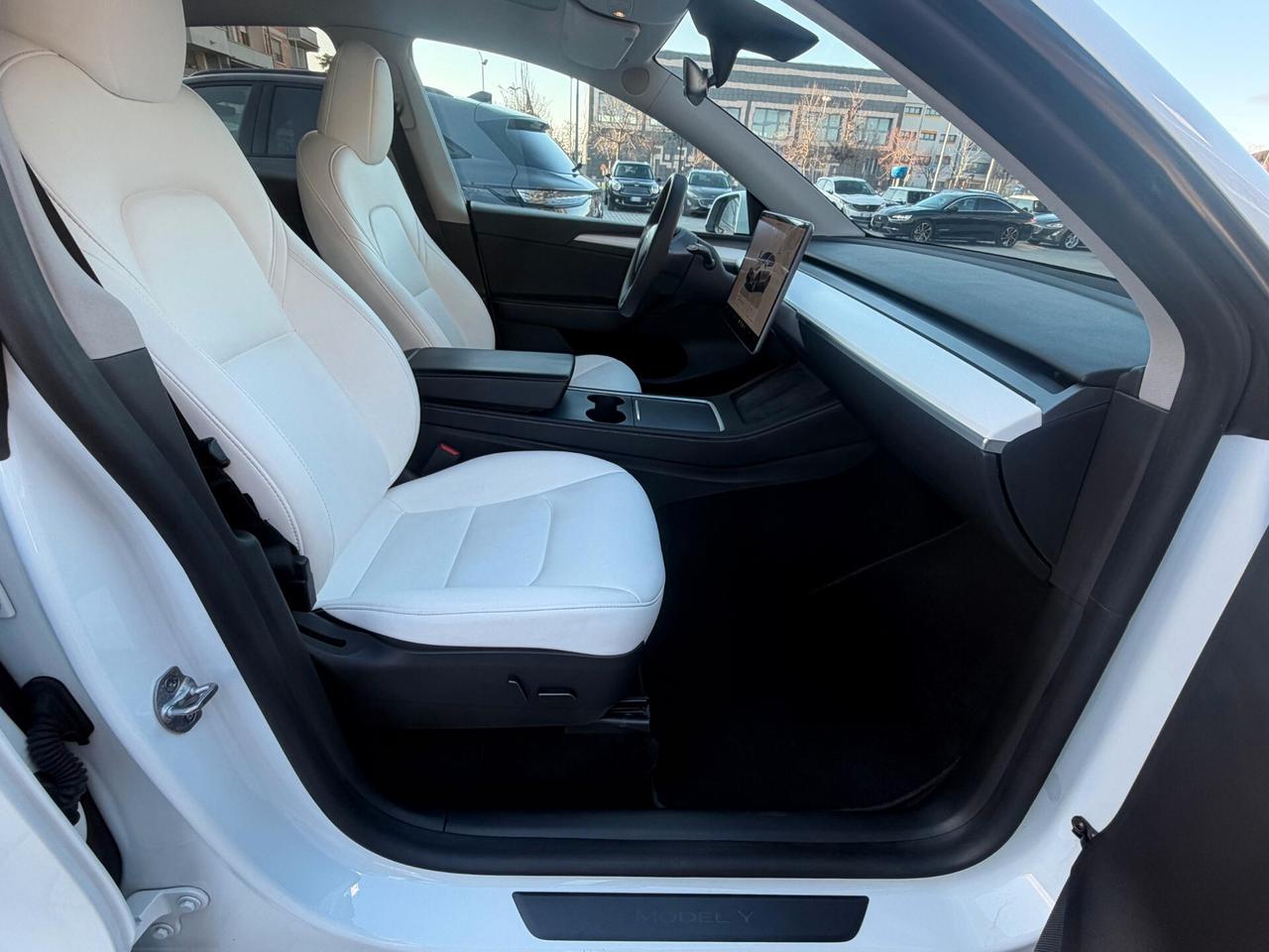 Tesla Model Y Long Range AWD IVA ESPOSTA