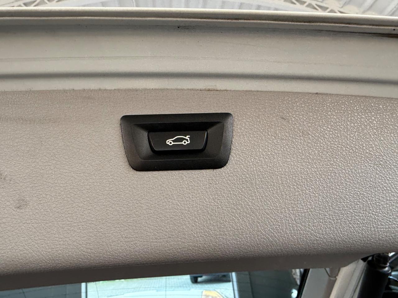 Bmw 320 320d Efficient Dynamics Touring Business aut.