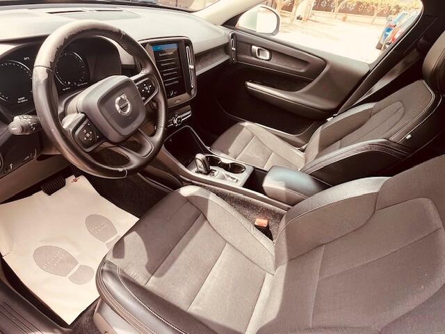 VOLVO XC40 D3 150 CV DIGITAL COCKPIT UNIPRO'