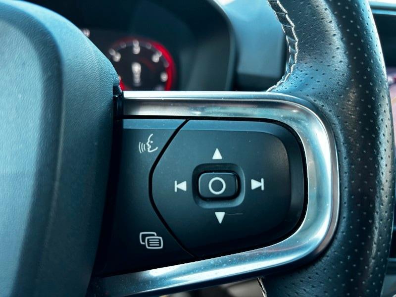 VOLVO XC40 (2017-->) XC40 D3 Geartronic R-design