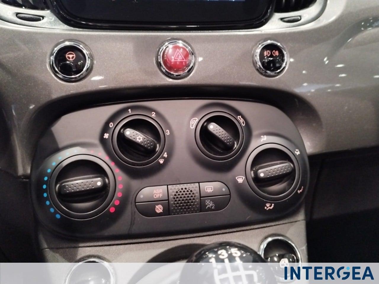 FIAT 500C 1.0 hybrid Lounge 70cv