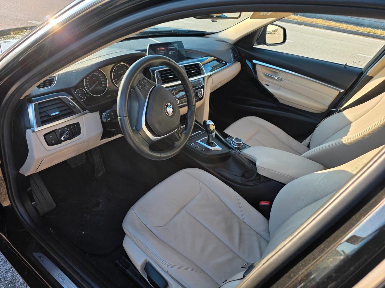 Bmw 320d Touring Luxury 190Cv