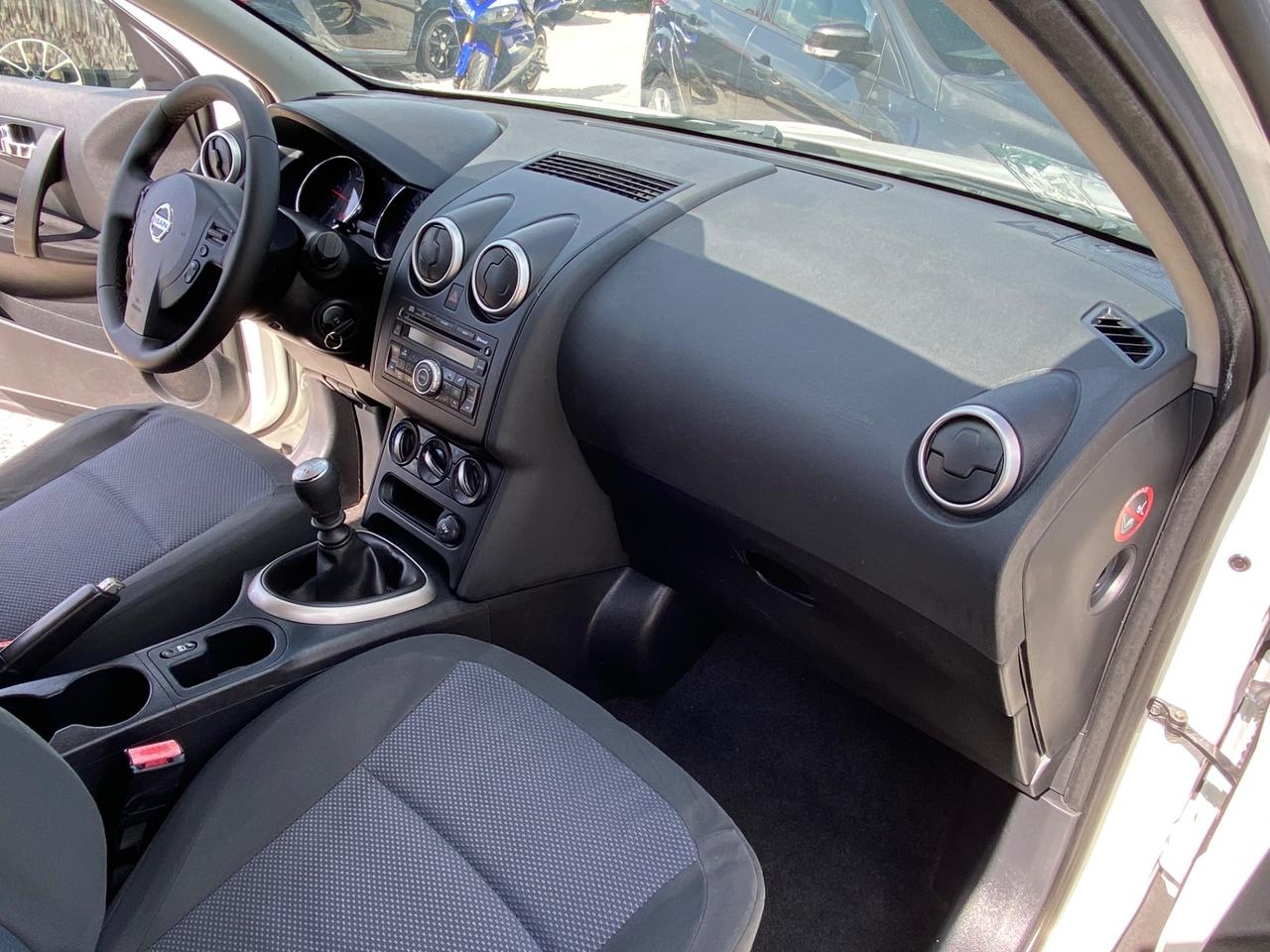 Nissan Qashqai 1.5 dCi DPF Tekna