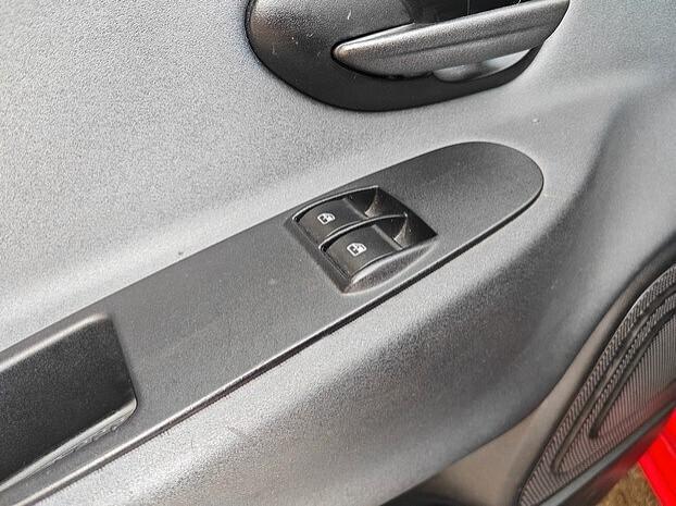 LANCIA Ypsilon 1.2 Benzina 69 cv 5 porte - 2017