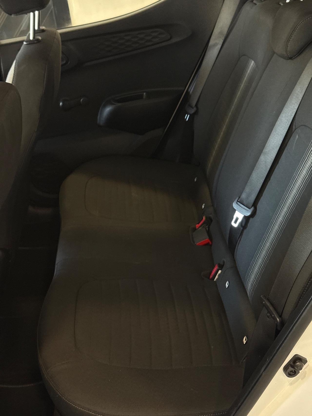 Hyundai i10 1.0 MPI AT Tech