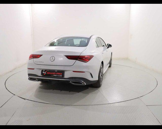 MERCEDES-BENZ CLA 180 d Automatic Premium