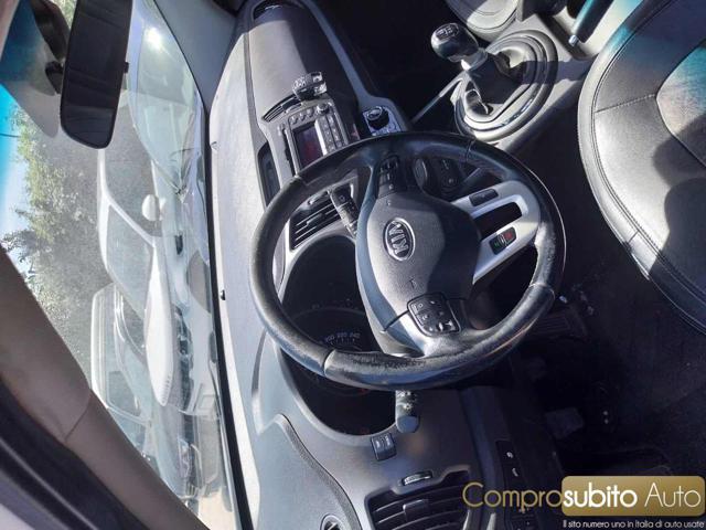 KIA Sportage 1.7 CRDI VGT 2WD Active
