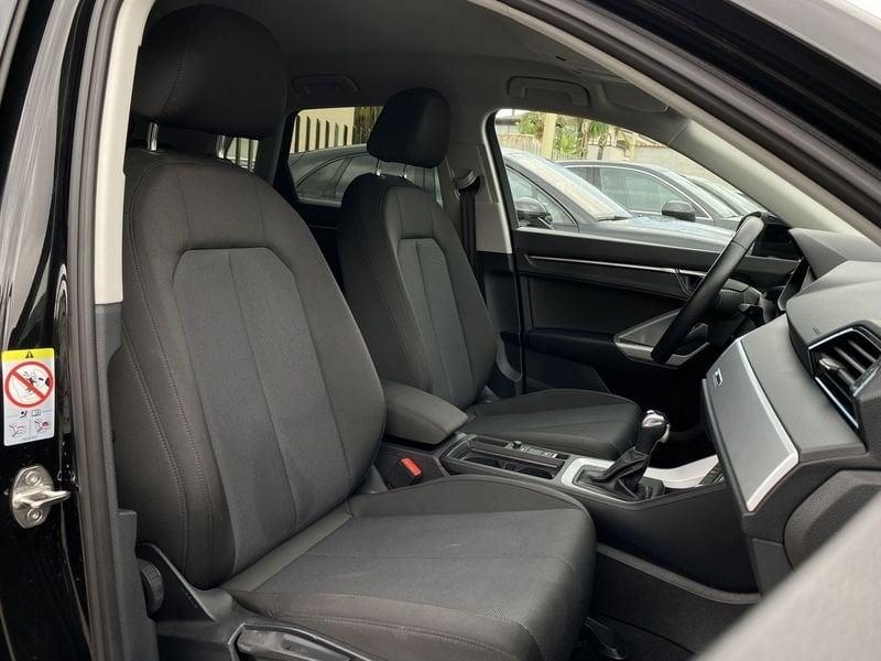 Audi Q3 Business 2.0 TDI 150CV S-Tronic 35