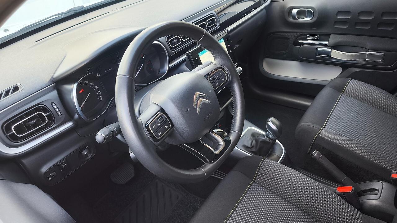 Citroen C3 2022 1.2 Shine 110CV Cambio Automatico