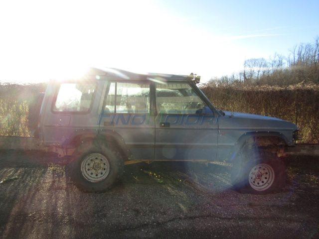 LAND ROVER Discovery 2.5 Tdi 5 porte Luxury PER RICAMBI