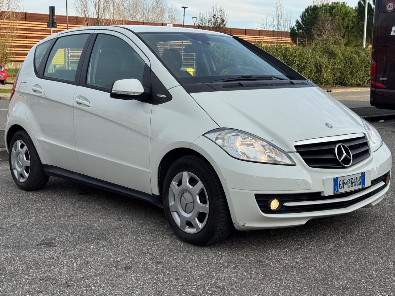 Mercedes-benz A 160 BlueEFFICIENCY Special Edition 2011