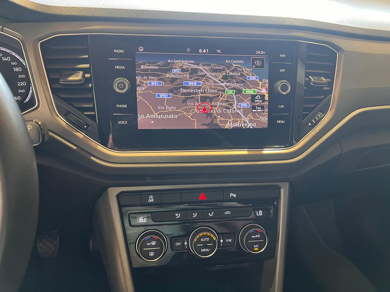 Volkswagen T-Roc 1.6 TDI SCR Business Technology 2020