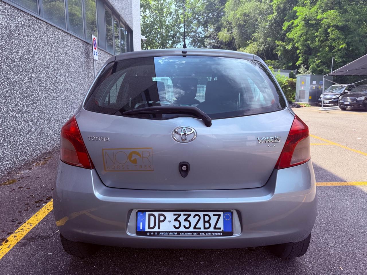 Toyota Yaris 1.0 5 porte Navi*Neopatentati*Solo 137000km*