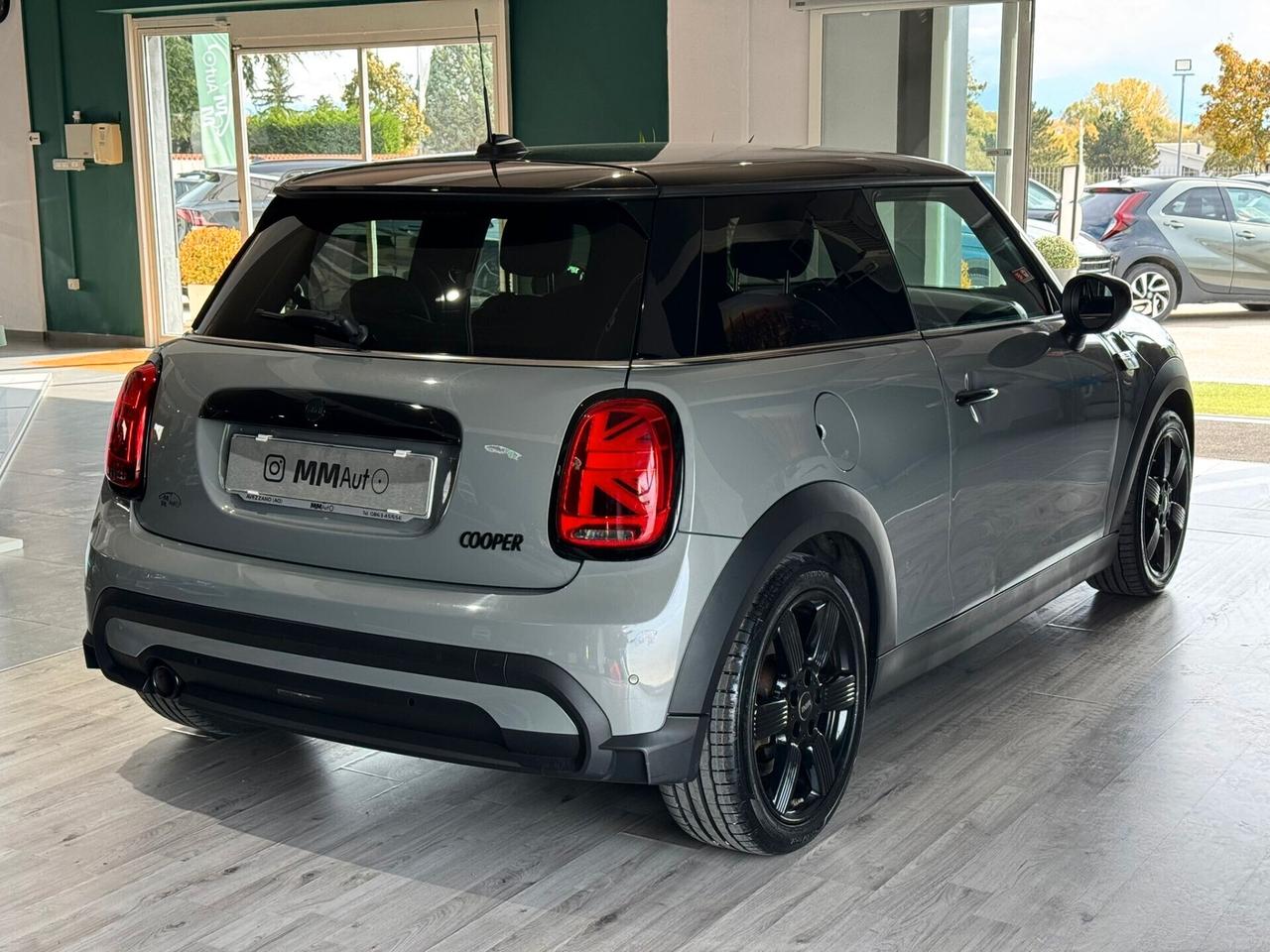 Mini 1.5 Cooper Camden Black Edition
