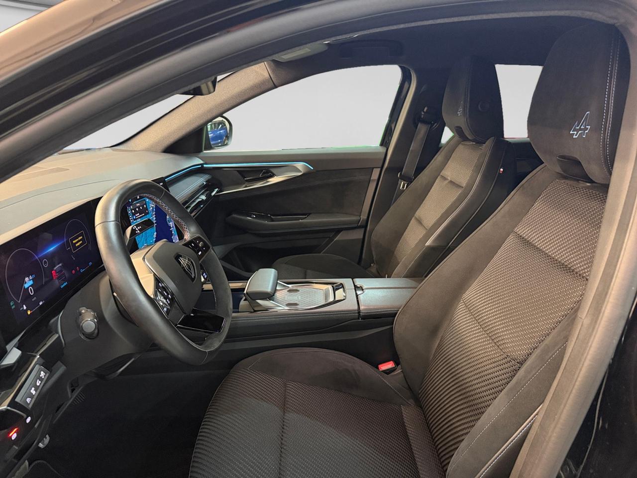 RENAULT Austral 2023 - Austral 1.2 E-Tech full hybrid Iconic Esprit