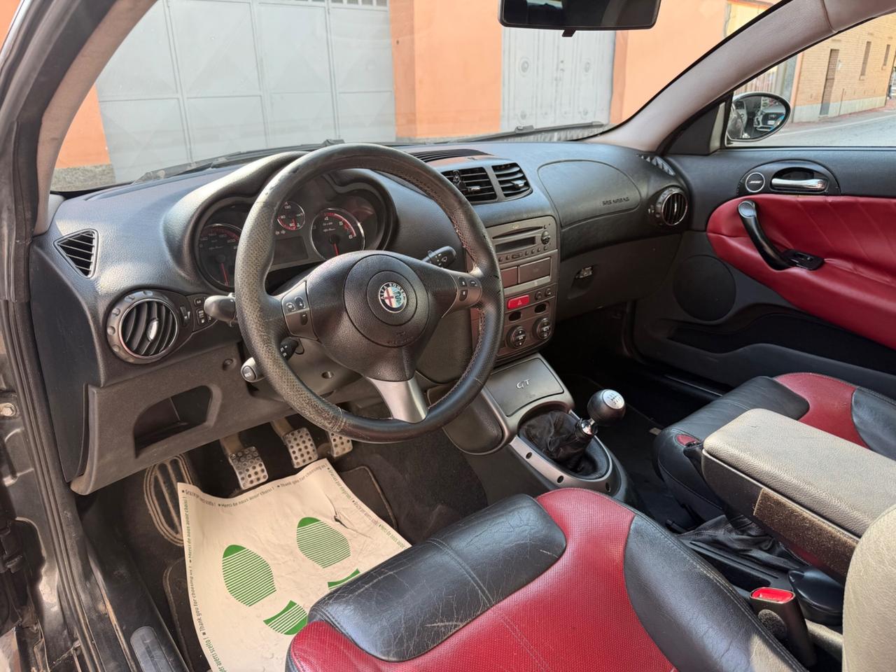 Alfa Romeo GT 1.9 JTDM 16V