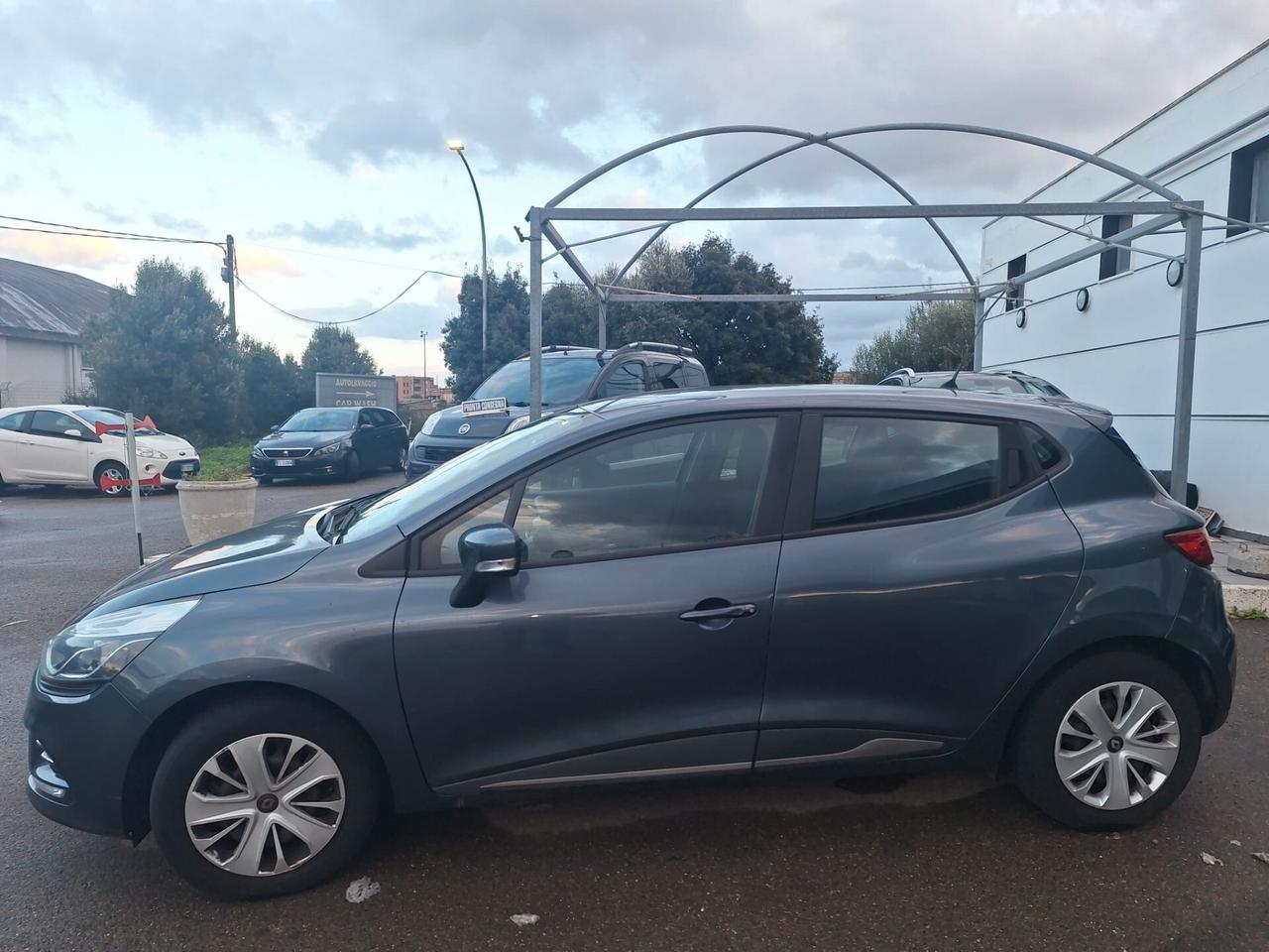 Renault Clio TCe 12V 90 CV GPL 5 porte Business