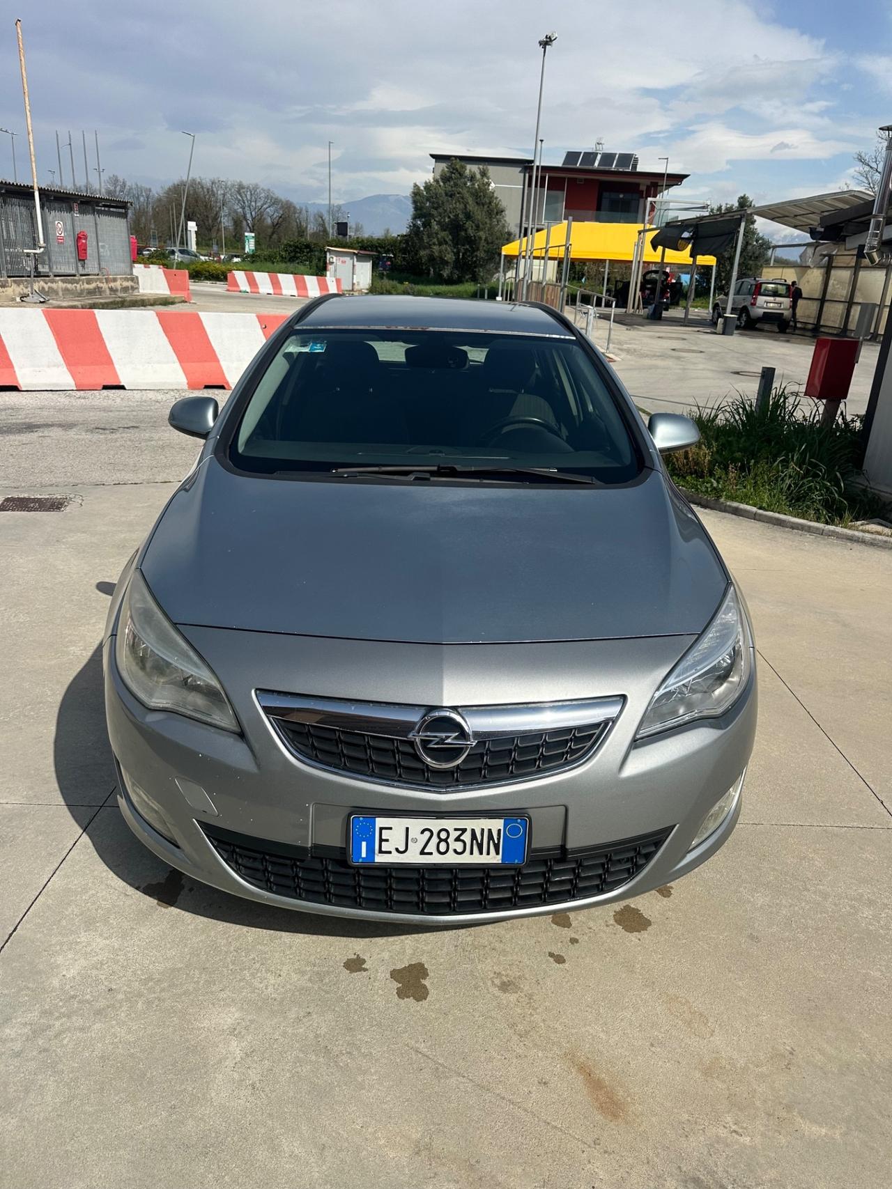 Opel Astra 1.7 CDTI 125CV