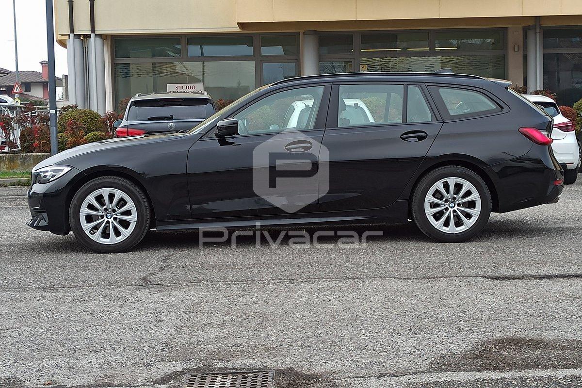 BMW 320d 48V Touring Business Advantage