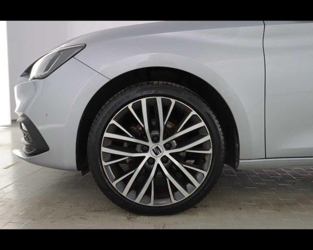 SEAT Leon 1.5 eTSI 150 CV DSG Xcellence
