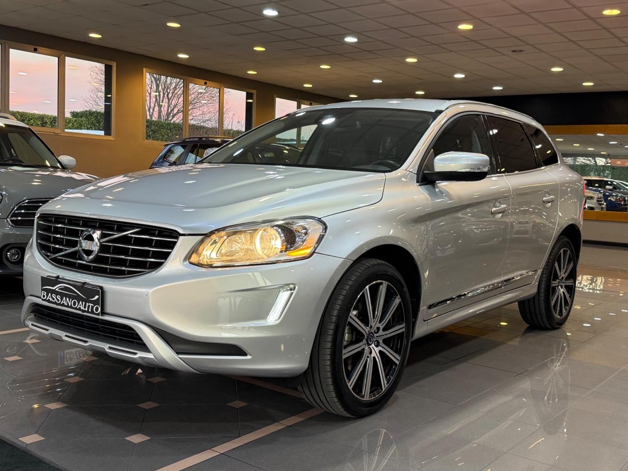 Volvo XC 60 2.0 d4 Momentum 181cv geartronic
