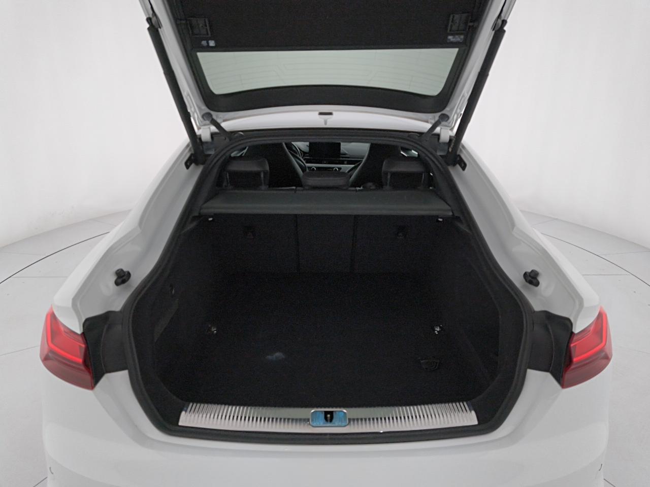 Audi A5 Sportback 40 2.0 tdi mhev S line edition 204cv