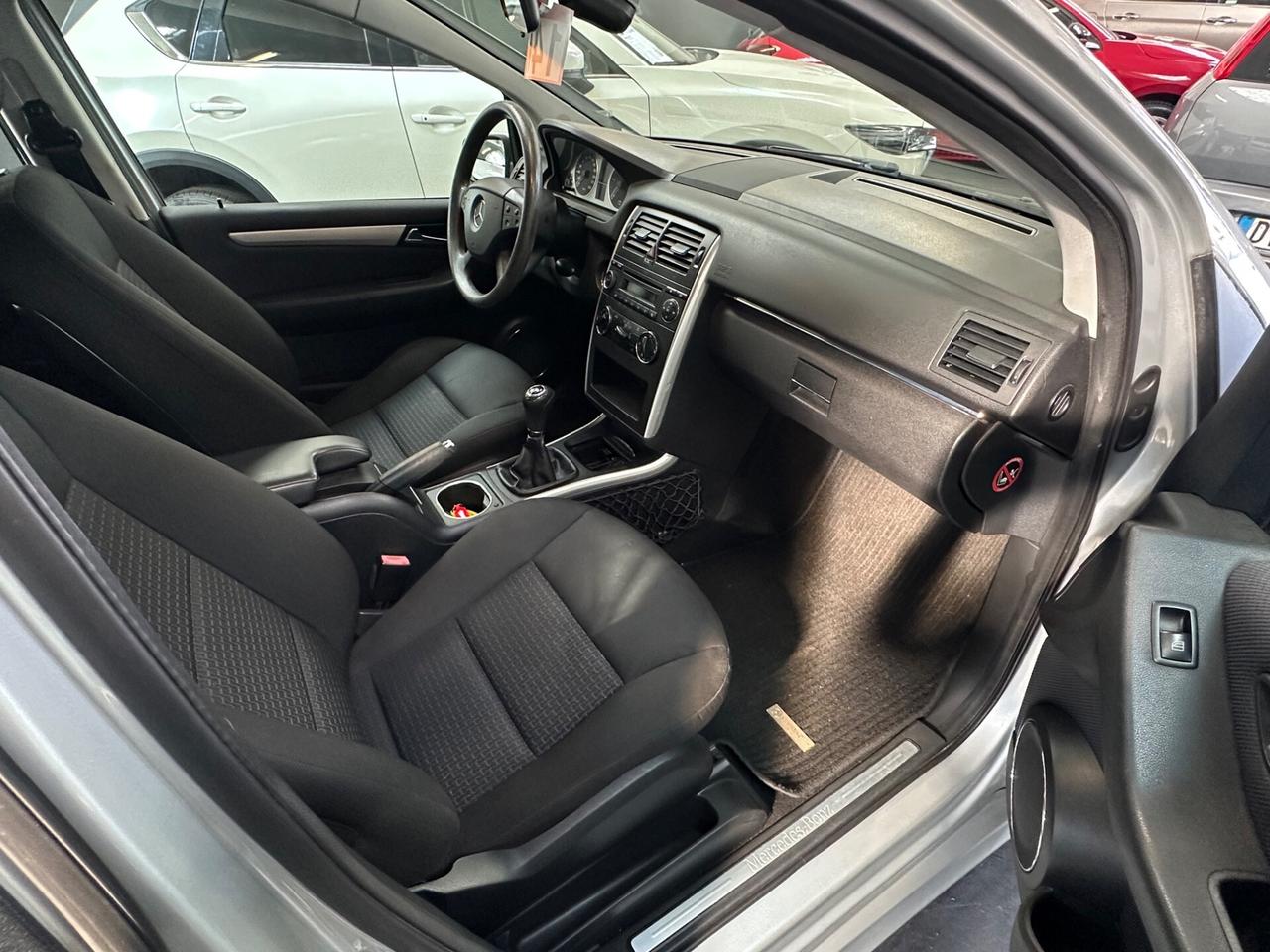 Mercedes-benz B 180 CDI Premium