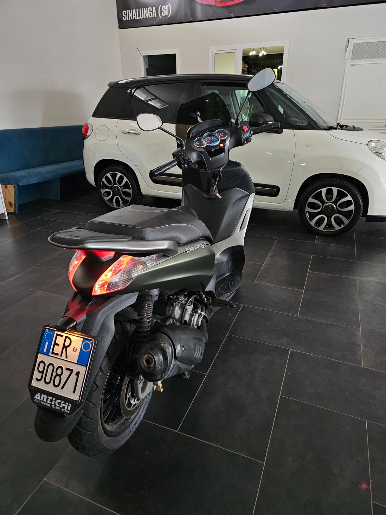 Piaggio BeverlyS 300