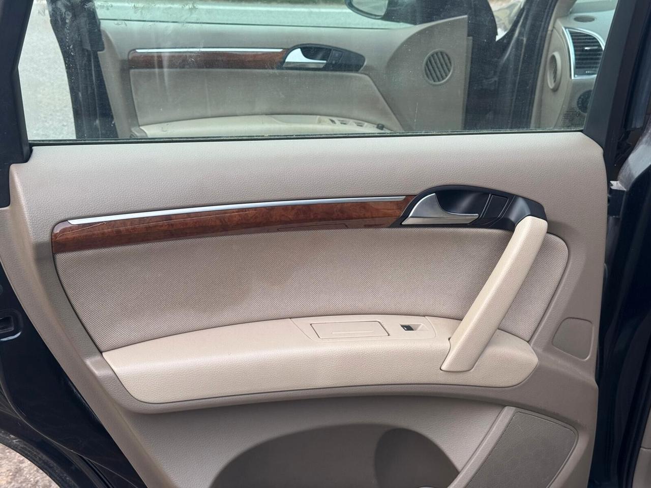 Audi Q7 3.0 V6 TDI 233CV quattro tiptronic