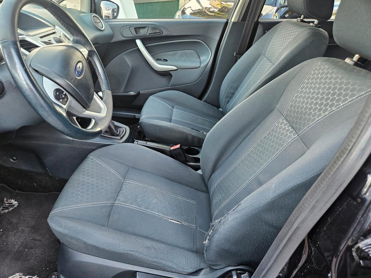 Ford Fiesta 1.2 Titanium 2010