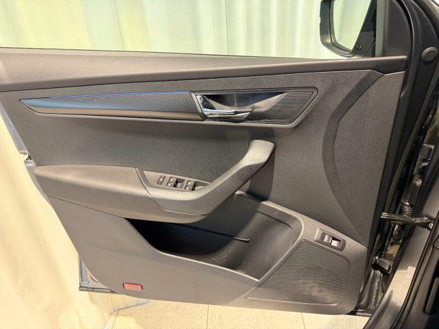 SKODA Karoq 1.5 TSI DSG SportLine ACC 18" LED NAVI