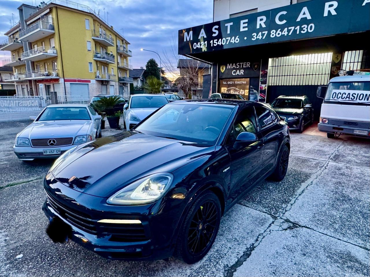 PORSCHE CAYENNE COUPE 3.0 462cv E-HYBRID FULL (PERMUTO)