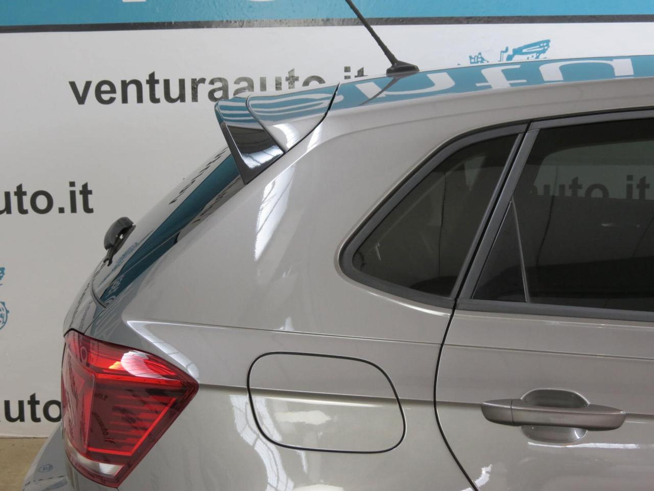 Volkswagen Polo 1.0 TGI 90 CV COMFORTLINE R-LINE