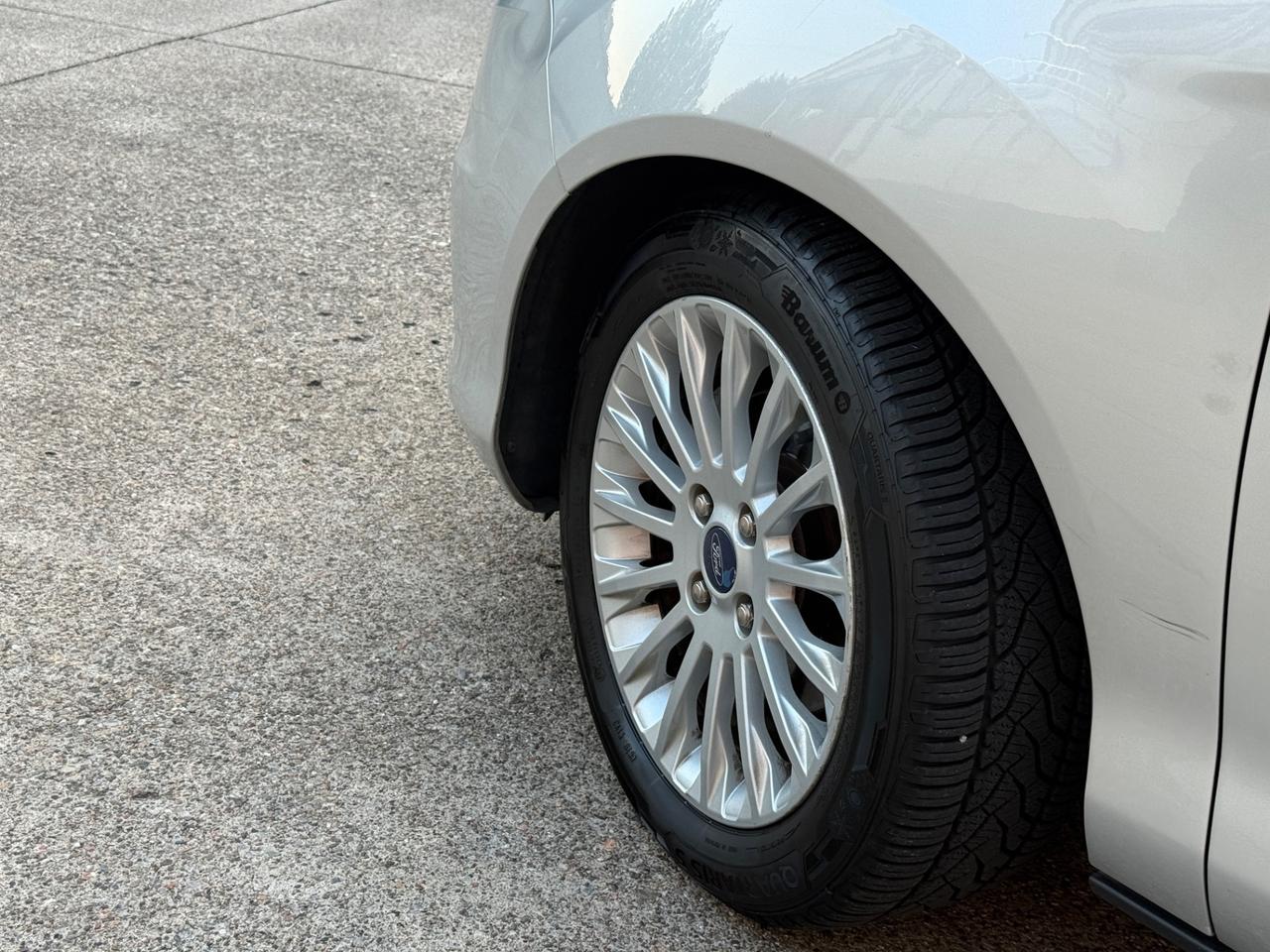Ford B-Max 1.5 TDCi 75 CV Titanium