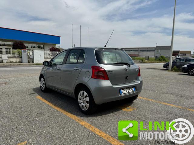 TOYOTA Yaris 1.3 5 porte
